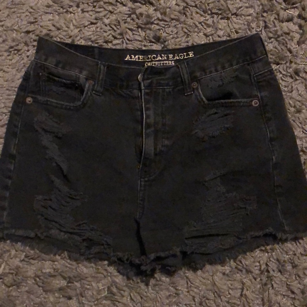 American Eagle Outfitters Black Ripped Mom Shorts